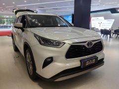 Сүрөт унаа Toyota Highlander