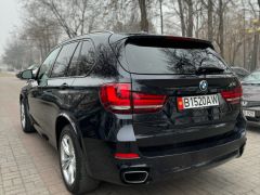 Photo of the vehicle BMW X5