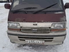 Фото авто Toyota HiAce