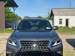 Photo of the vehicle Lexus GX