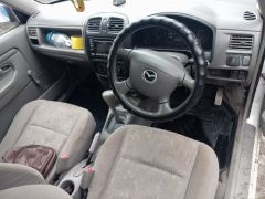 Photo of the vehicle Mazda Demio