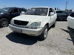 Photo of the vehicle Lexus RX