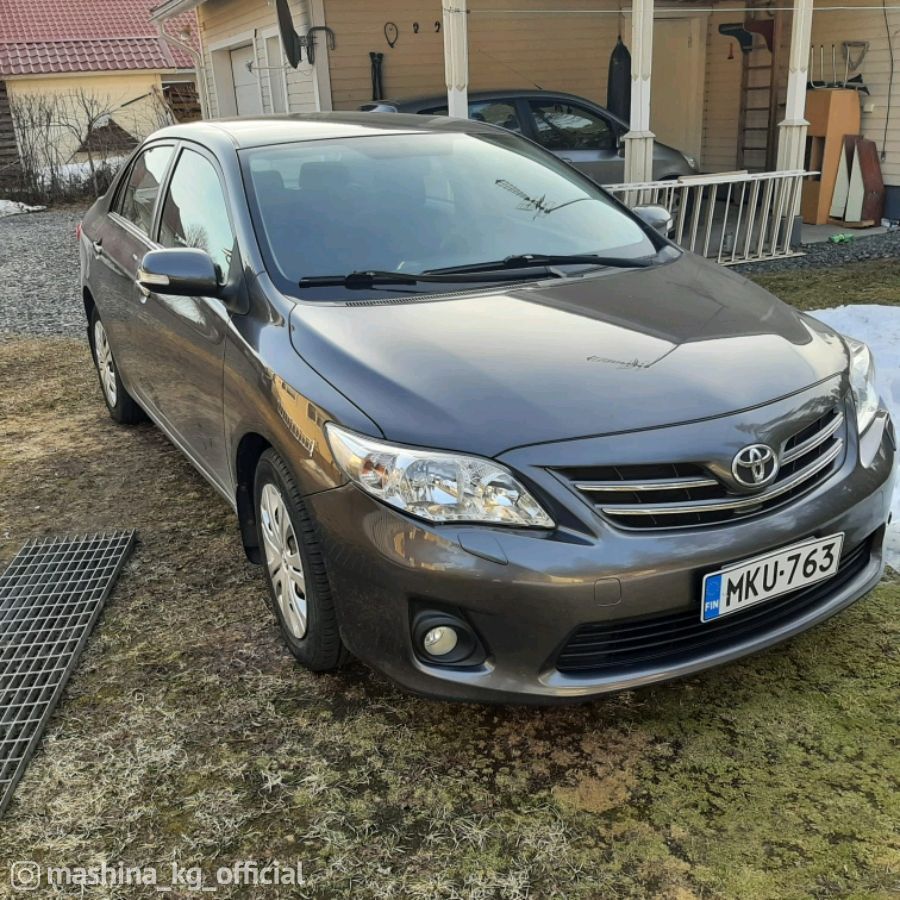 Купить Toyota Corolla в Бишкеке, 2013 год, 12 000 $.