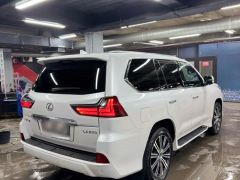 Сүрөт унаа Lexus LX