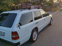 Photo of the vehicle Mercedes-Benz W124