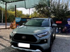 Сүрөт унаа Toyota RAV4