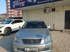 Фото авто Toyota Crown