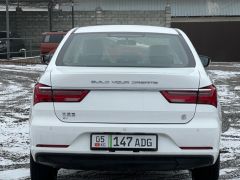 Сүрөт унаа BYD E5