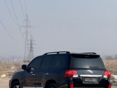 Фото авто Toyota Land Cruiser