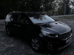 Фото авто Kia Carnival