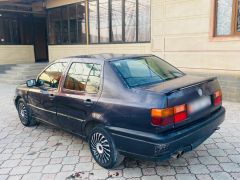 Photo of the vehicle Volkswagen Vento