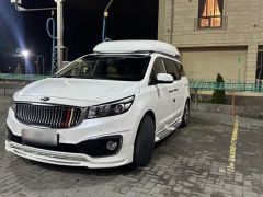 Фото авто Kia Carnival