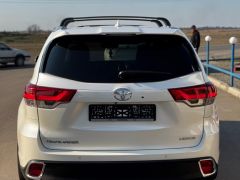 Сүрөт унаа Toyota Highlander