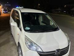 Фото авто Honda Stepwgn