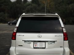 Photo of the vehicle Lexus GX