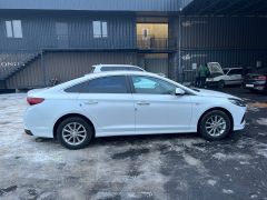 Photo of the vehicle Hyundai Sonata