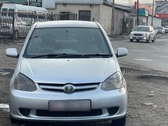 Сүрөт унаа Toyota Platz