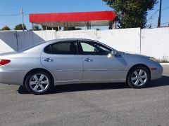 Photo of the vehicle Lexus ES