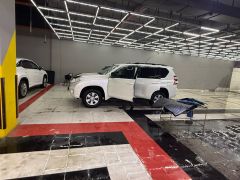 Сүрөт унаа Toyota Land Cruiser Prado