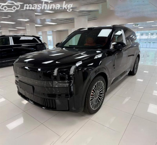 Lynk &amp; Co 900