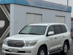 Photo of the vehicle Toyota Land Cruiser