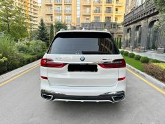 Сүрөт унаа BMW X7