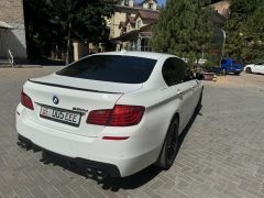 Photo of the vehicle BMW 5 Series