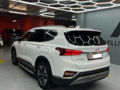 Photo of the vehicle Hyundai Santa Fe