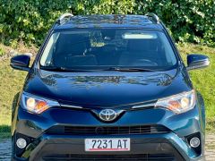 Сүрөт унаа Toyota RAV4