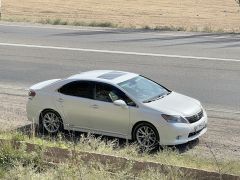 Photo of the vehicle Lexus HS