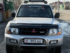 Сүрөт унаа Mitsubishi Pajero