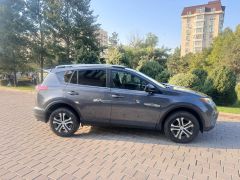 Сүрөт унаа Toyota RAV4