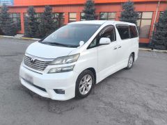 Photo of the vehicle Toyota Vellfire