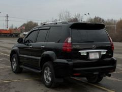 Photo of the vehicle Lexus GX