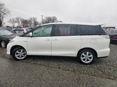 Фото авто Toyota Estima