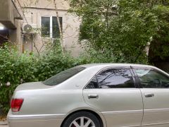 Сүрөт унаа Toyota Crown