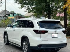 Сүрөт унаа Toyota Highlander