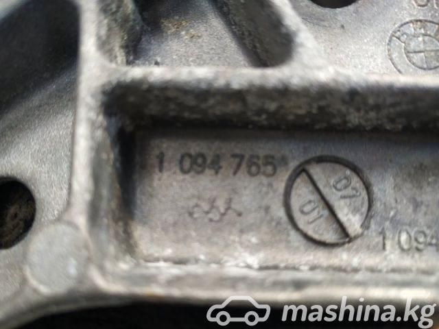 Spare Parts and Consumables - Кронштейн коробки передач, E39, 22321094765