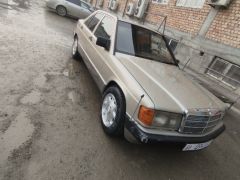 Сүрөт унаа Mercedes-Benz 190 (W201)