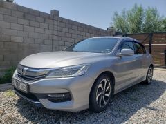 Фото авто Honda Accord