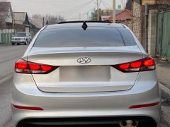 Photo of the vehicle Hyundai Elantra