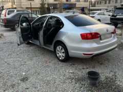 Photo of the vehicle Volkswagen Jetta