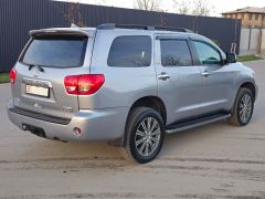 Фото авто Toyota Sequoia