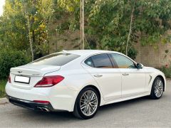 Photo of the vehicle Genesis G70