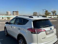 Сүрөт унаа Toyota RAV4