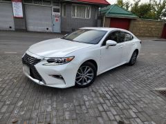 Photo of the vehicle Lexus ES