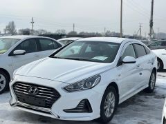 Photo of the vehicle Hyundai Sonata