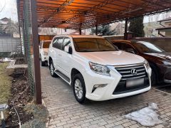 Photo of the vehicle Lexus GX