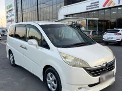 Фото авто Honda Stepwgn