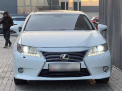 Photo of the vehicle Lexus ES